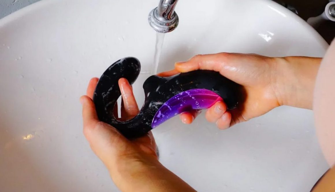 ¿Cómo limpiar juguetes sexuales?