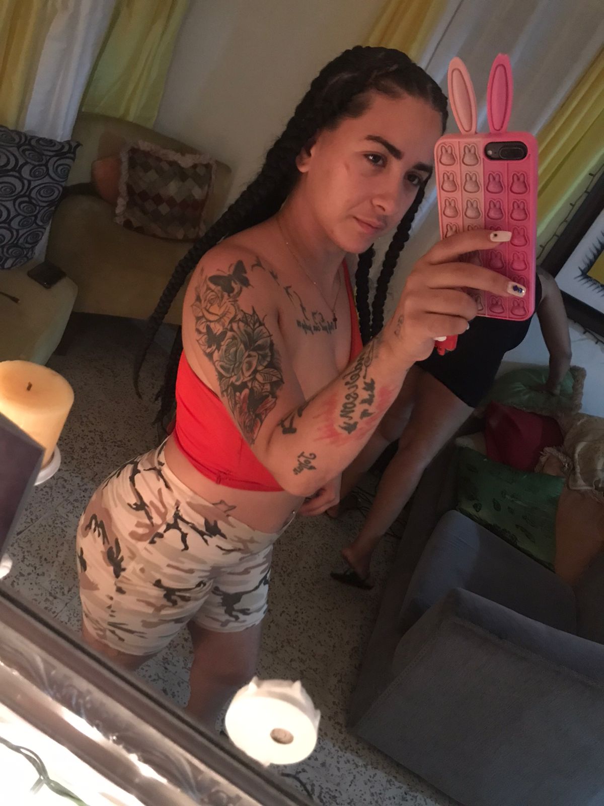 escort latina cariñosa en busca de amistad 